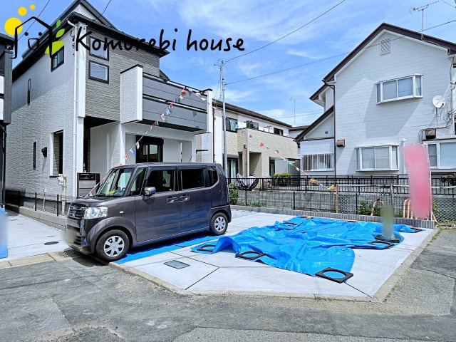 上尾市弁財１丁目　新築一戸建て　ブルーミングガーデン　02の駐車場|カースペースがあります