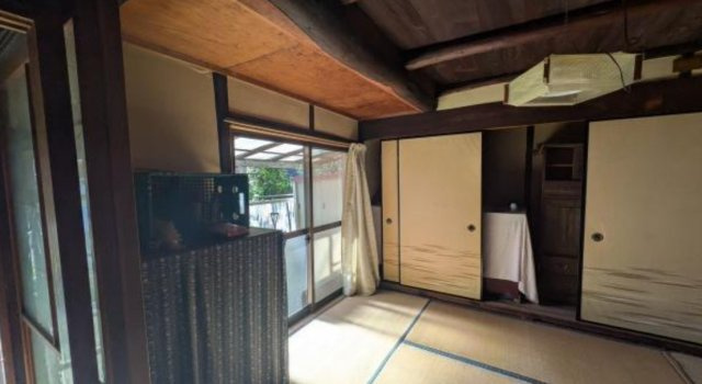 半田市亀崎月見町４丁目　中古戸建の和室