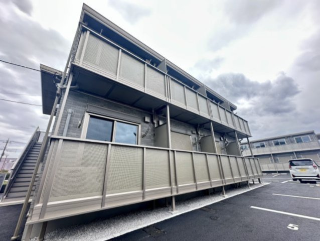 ルミエール県立女子大前Bの外観