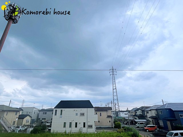 桶川市末広3丁目　5期　新築一戸建て　ブルーミングガーデン　01の前面道路含む現地写真|撮影：'26/07/18
