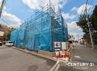 【前面道路含む現地写真】