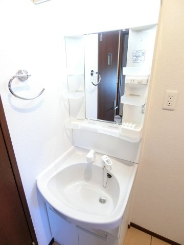 川崎市多摩区南生田2丁目へーベルハウスの洗面所