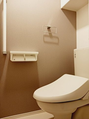 【トイレ】 | グリーンハイツ | ゆったりとした空間のトイレです