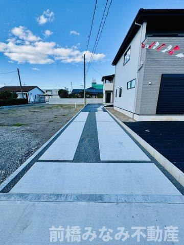 高崎市下之城町15期　２号棟(全４棟)　ずっとプラス　新築建売分譲の駐車場|駐車場に車を止められます