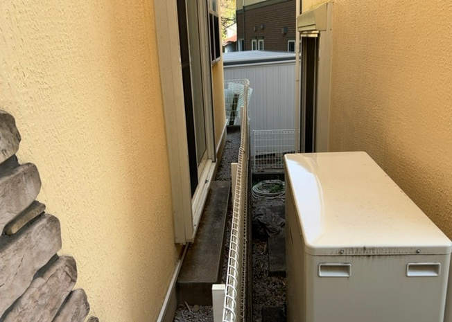 【発電・温水設備】 | 省エネ給湯器とは従来型の給湯器より熱効率が高く、少ない燃料でたくさんのお湯を沸かすことが出来る高効率な給湯器のことを指します。また、省エネ給湯器には種類があり、利便性や効果なども様々です。