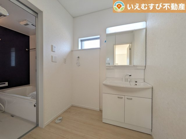 Cradle garden　深谷市中瀬第1の独立洗面台