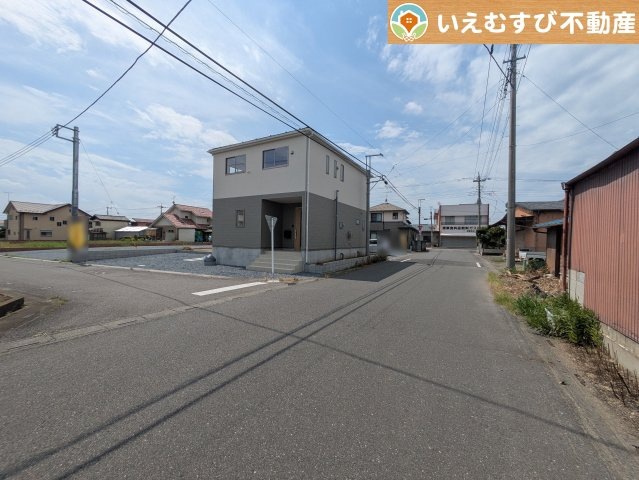 Cradle garden　深谷市中瀬第1の前面道路含む現地写真