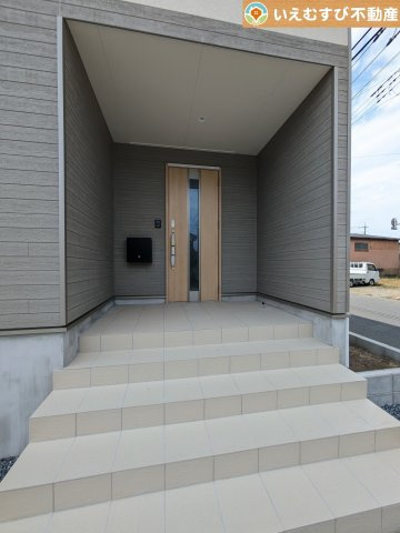 Cradle garden　深谷市中瀬第1のエントランス