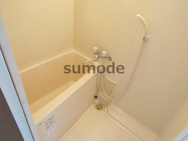 ヴィラージュ吉田の浴室