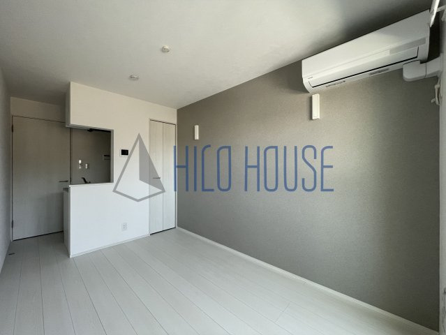 Ambition霞ケ関の居間・リビング