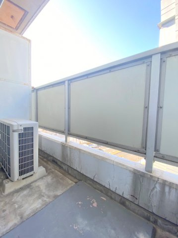 【バルコニー】