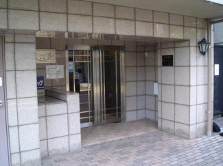 【エントランス】 | ロイヤルアメニティー巣鴨 | 建物の内部です