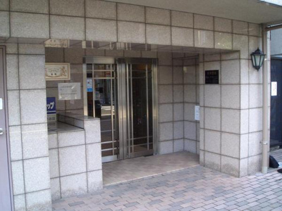 【エントランス】 | ロイヤルアメニティー巣鴨 | 建物の内部です