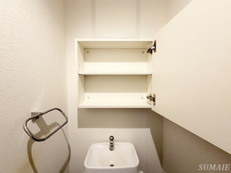 カーサコリーナの収納|トイレ上収納です☆