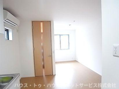 ララ・フォレストの居間・リビング