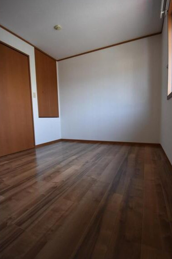 ボナール御立の洋室