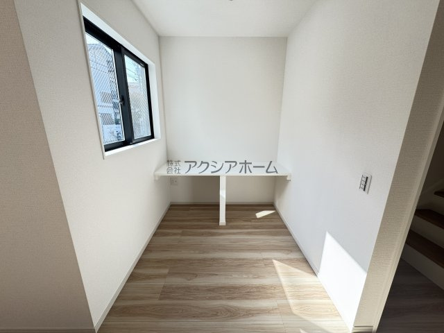 東村山市青葉町3丁目・全1棟　新築一戸建　のその他|リビングスタディカウンター