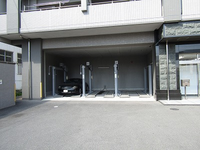 ヴェルドゥール南茨木のエントランス