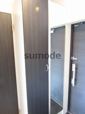 ヴェルドゥール南茨木の玄関