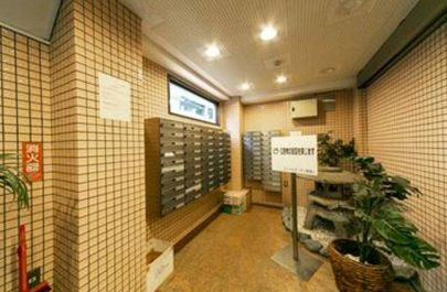 ローヤルガーデンのその他共用部分|メールボックス