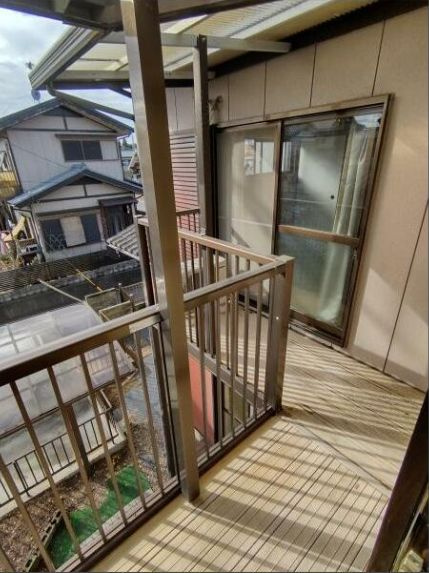 【バルコニー】