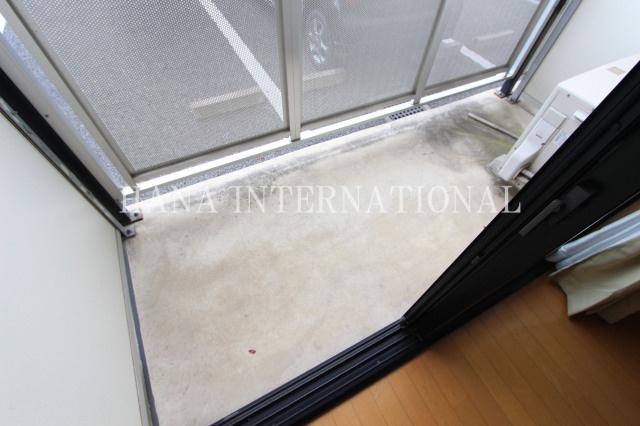 レオパレス南大塚のバルコニー