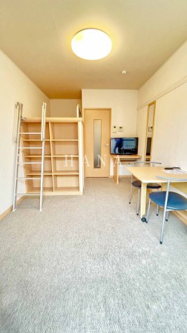 レオパレス南大塚の居間・リビング