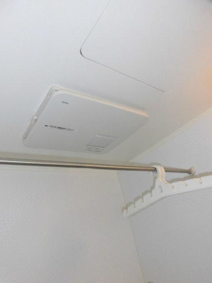 【浴室】 | ヴィルヌーブ弐番館 | 物干し