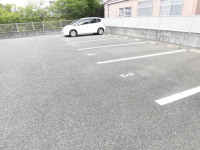【駐車場】 | ヴィルヌーブ弐番館