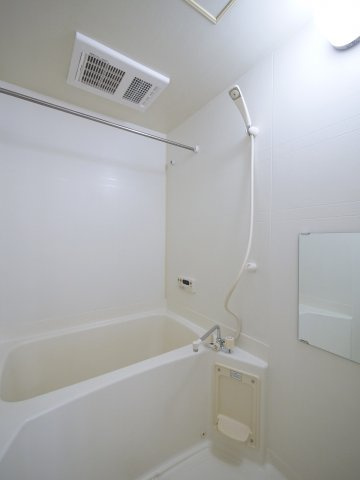 ハイツリー21　B棟の浴室|※写真は別の部屋のものです。