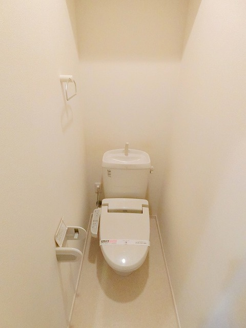 ＶＩＬＬＡ　ＦＥＬＩＣＥのトイレ|★温水洗浄便座付きトイレ★