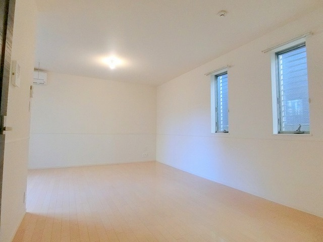 ＶＩＬＬＡ　ＦＥＬＩＣＥの居間・リビング|★広々リビング★