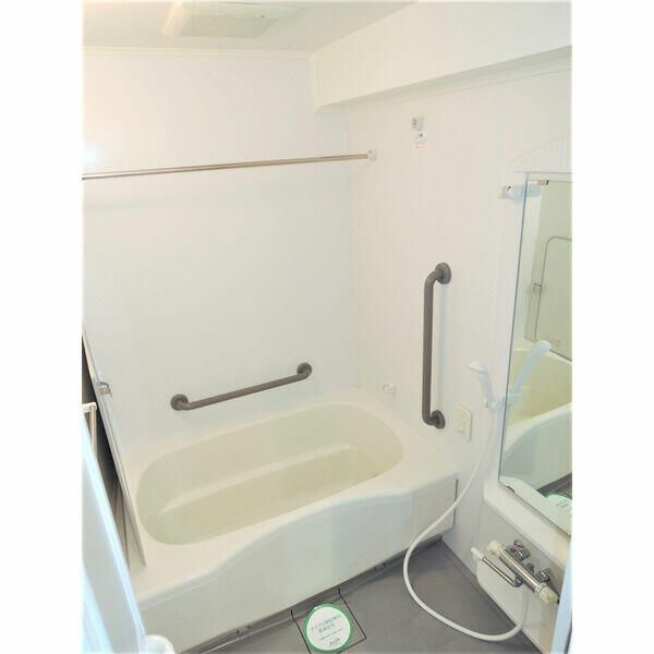 ＦＩＥＬＤ・Ｂ・１ｓｔの浴室