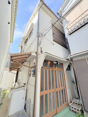 【外観】 | シャトー岸町 | きれいな外観です