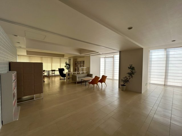 マインズ・コム高槻天神の内装