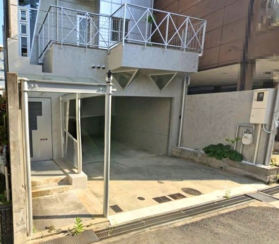 魚崎中町1丁目　の駐車場|便利な2台駐車可能