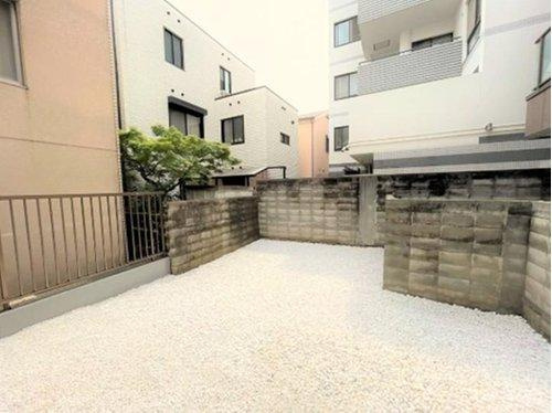魚崎中町1丁目　の庭|中庭・吹抜け・テラス　余白を楽しめる住戸
