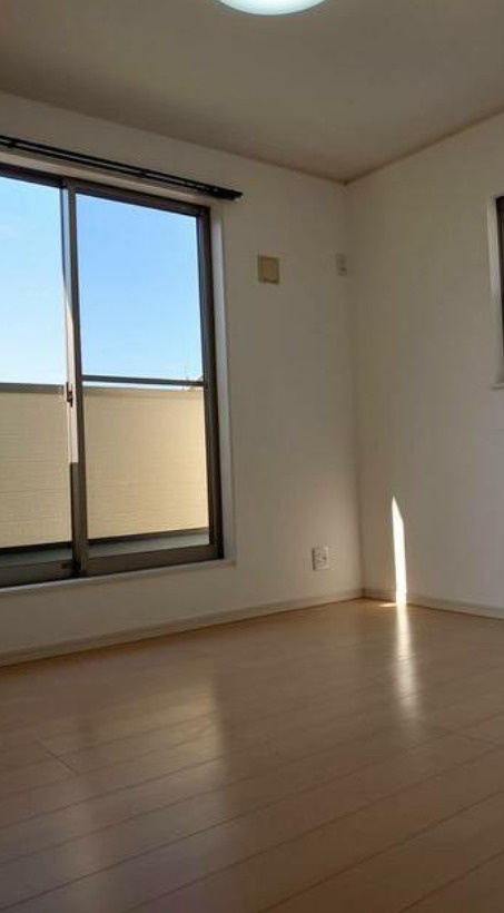 西河原戸建賃貸の洋室