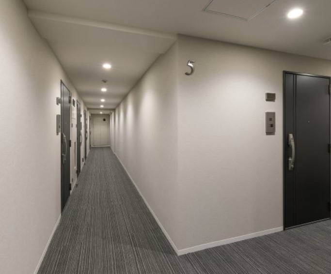 エストゥルース両国の設備