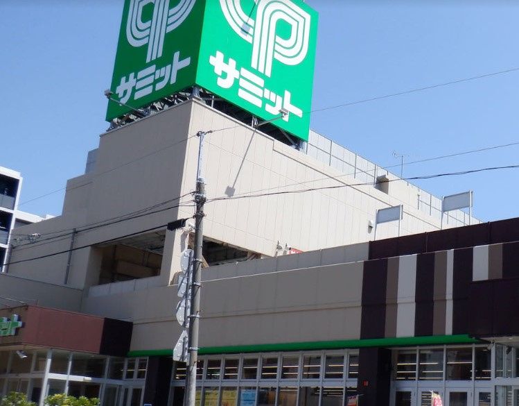 エストゥルース両国の周辺