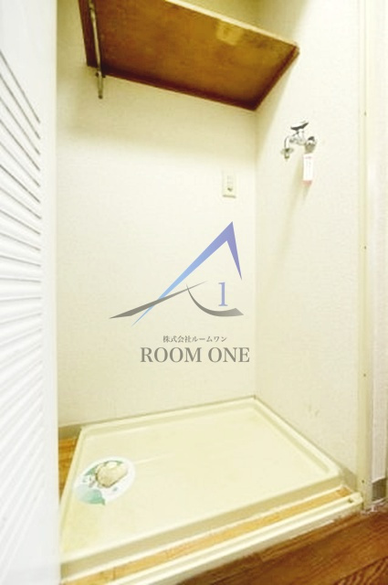 ライトハウス経堂の設備|洗濯機置き場です。