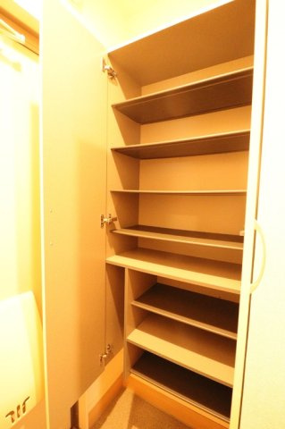 ルードハーネの玄関