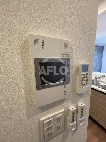 クレストコート同心　堀川小学校区のセキュリティ|クレストコート同心　モニター付きインターホン