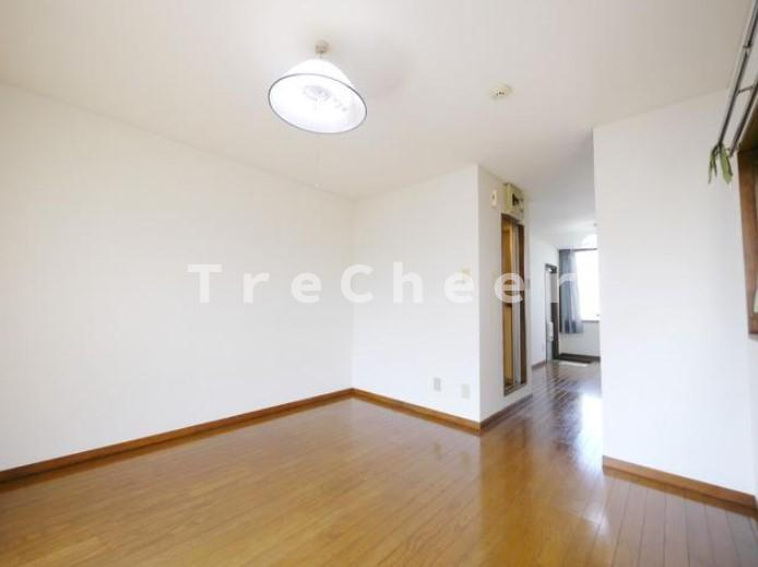 第三マスダビルの居間・リビング