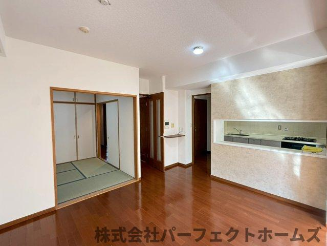 【居間・リビング】の画像