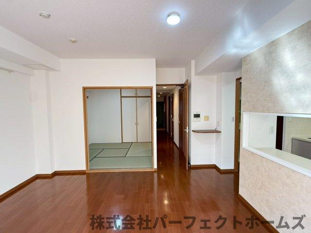 【居間・リビング】の画像