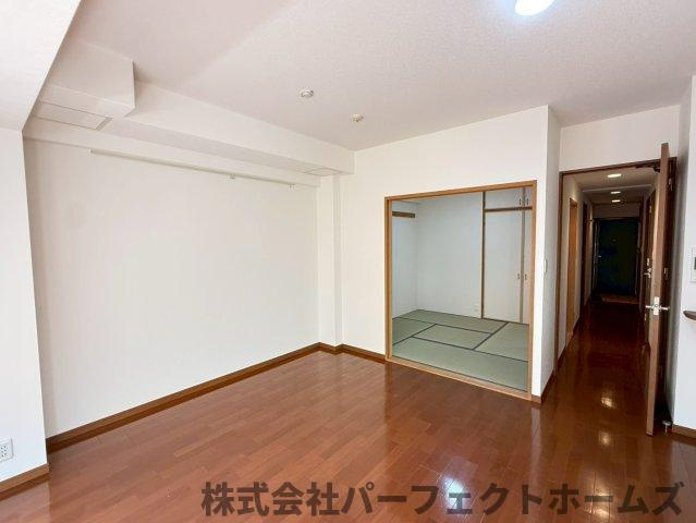 【内装】の画像