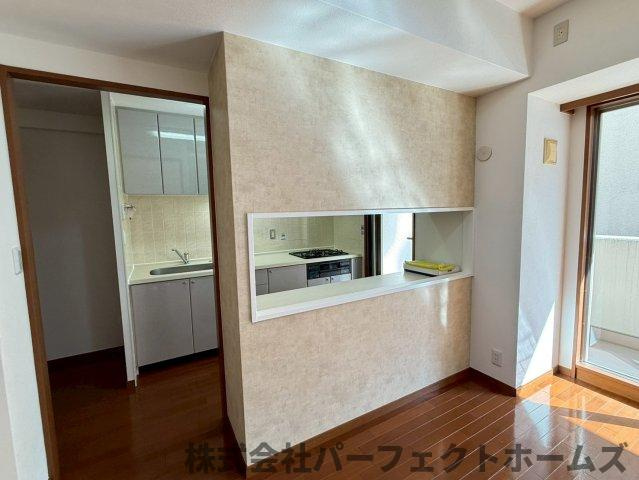 【居間・リビング】の画像