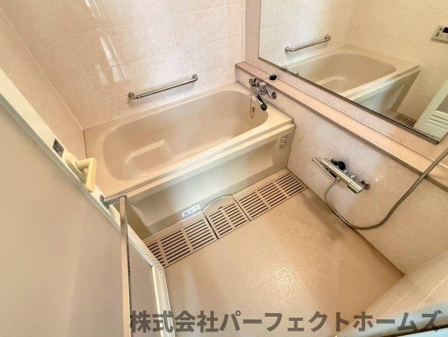 イトーピア香里園ヴァルコートの浴室|日々の暮らしに欠かせないお風呂です
