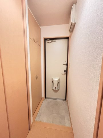 ルナコートの玄関